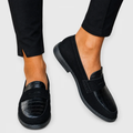 Mocasín Greta — Penny Negro Efecto Cocodrilo