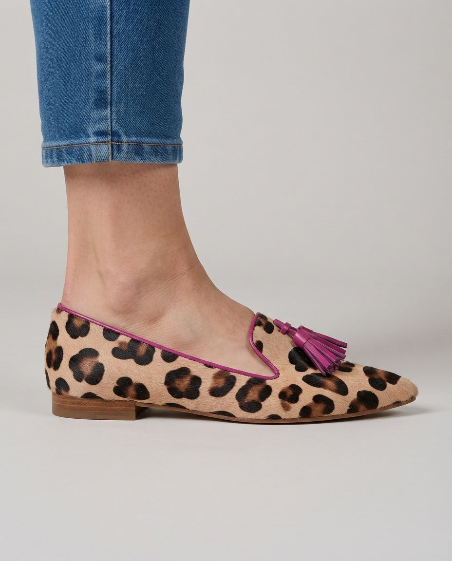 Mocasín Ginevra — Leopardo, Borlas Fucsia