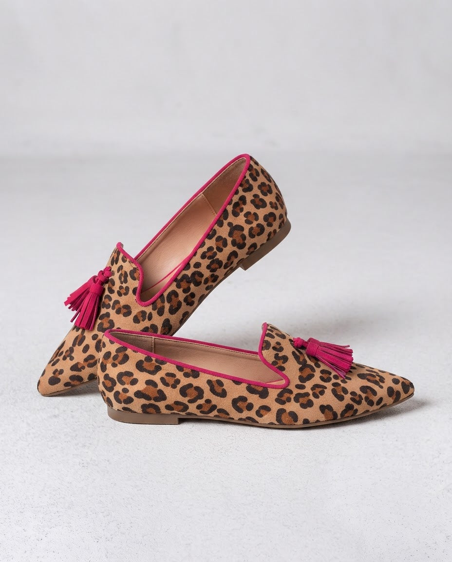 Mocasín Ginevra — Leopardo en Ante, Borlas Fucsia