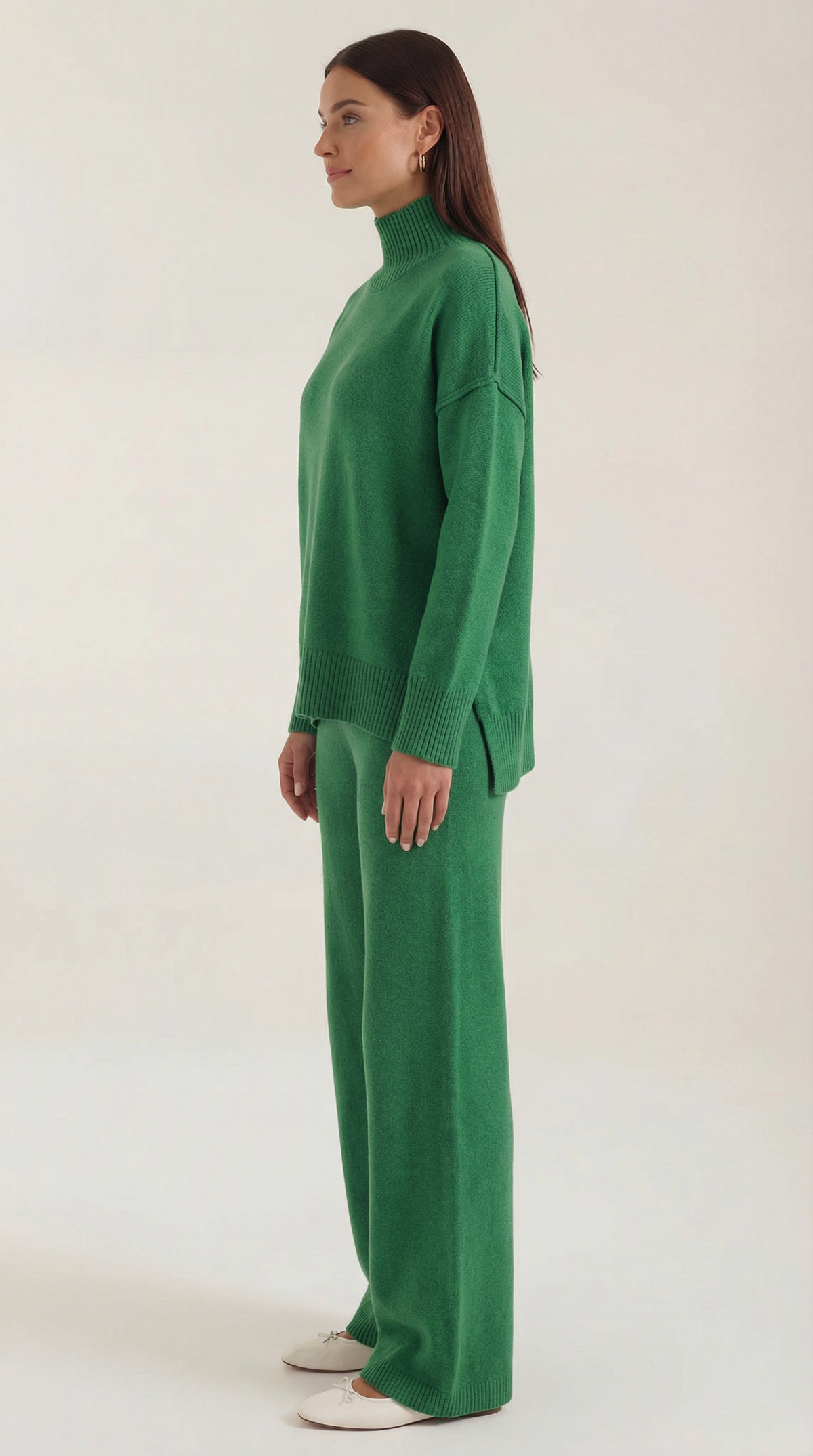 Conjunto de suéter de punto de cuello alto y pantalones vaqueros