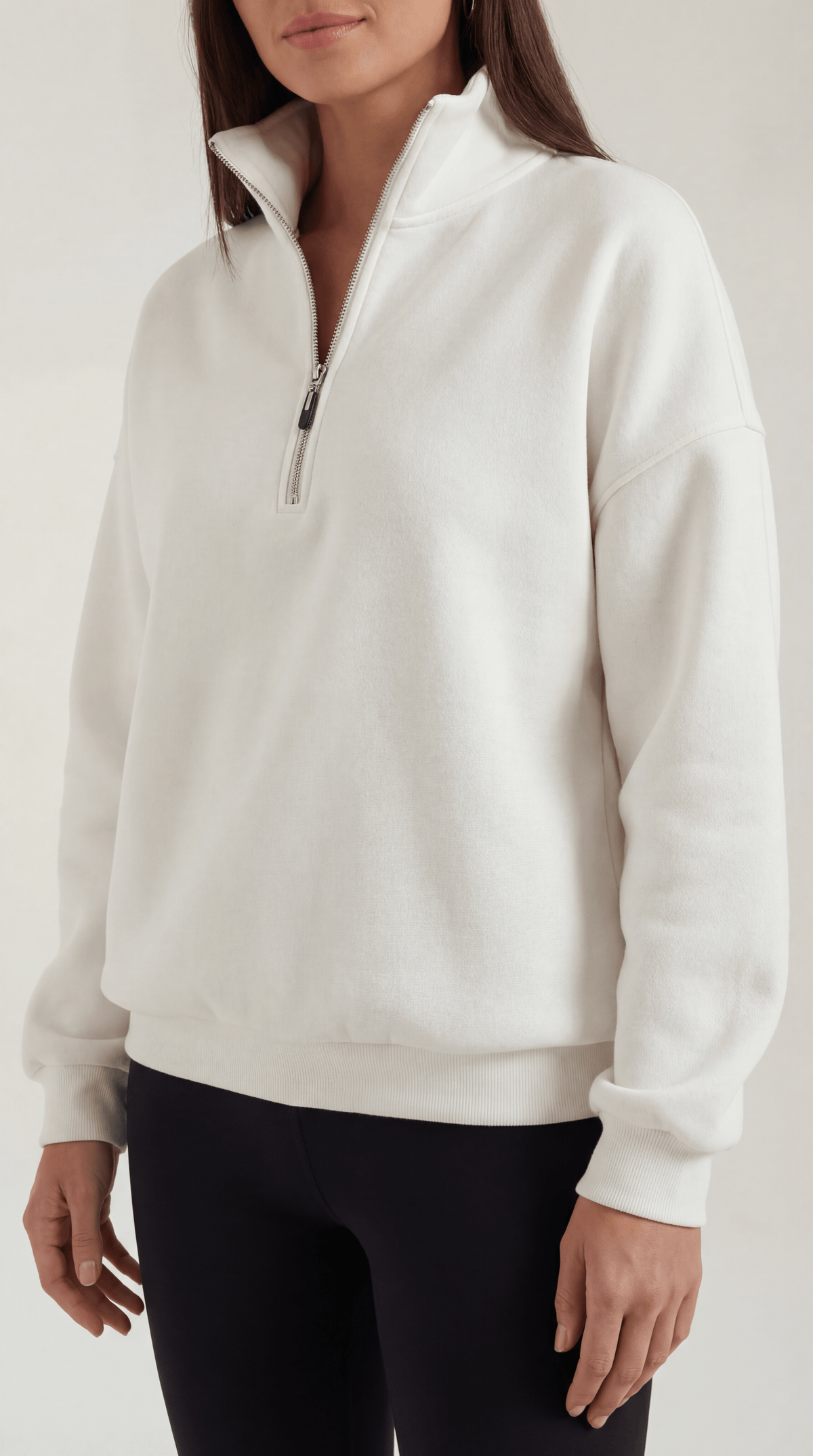 Suéter Oversize Lori con Cuello de Cierre 1/4